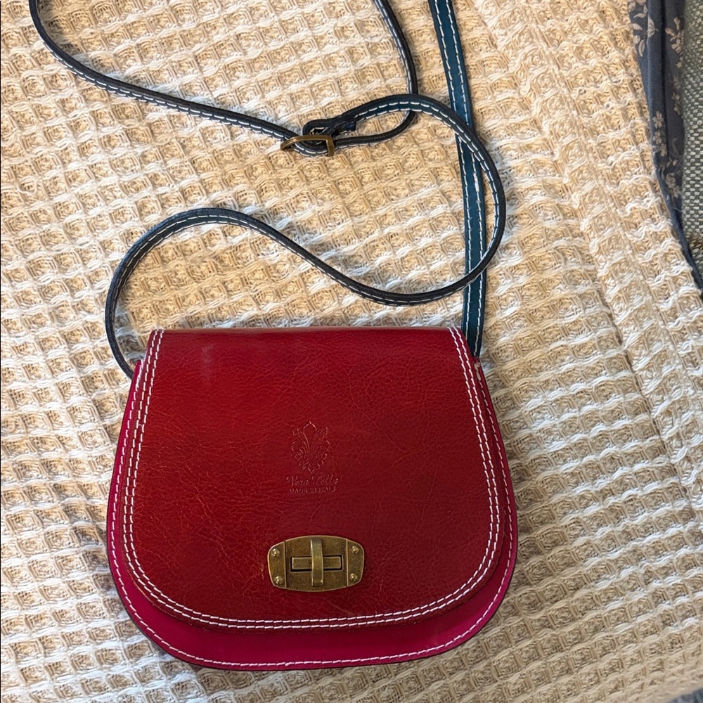 Vera Pelle Leather Crossbody Bag